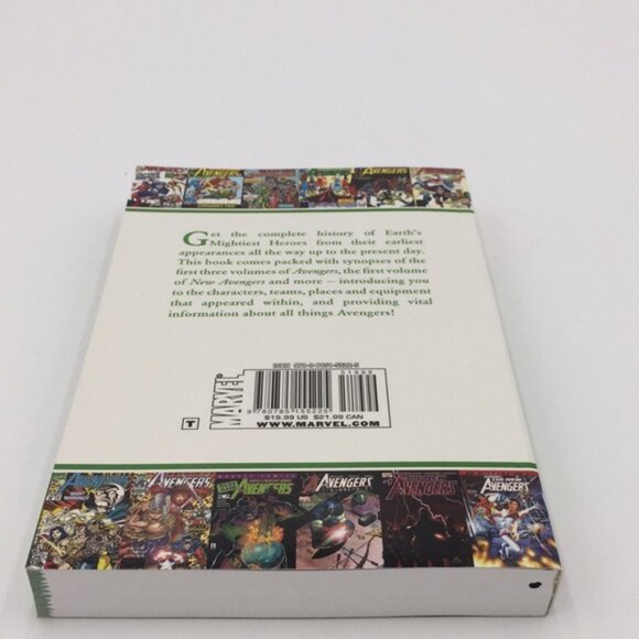 Marvel Avengers Official Index to Marvel Universe Softcover Book - Picture 5 of 6